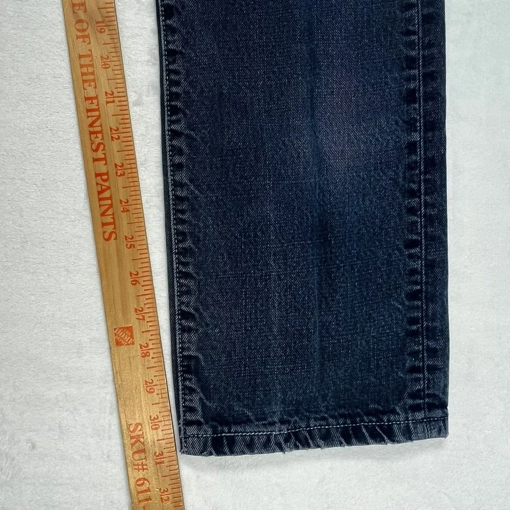 Levis step into
